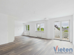 Wohn- & Esszimmer - Natur vor der Tür: Attraktive 2-Zimmer-Wohnung mit Balkon nahe Weißer Stein und Nationalpark Eifel!