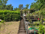 Garten - Gepflegtes Wohnhaus auf besonderem Grundstück mit Rosenbestand direkt am Waldrand