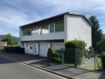 Willkommen in den eigenen 4 Wänden…, 53937 Schleiden, Haus