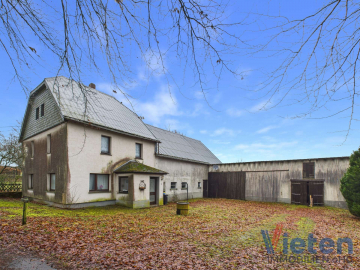 Sanierungsbedürftiges Bauernhaus mit großem Grundstück im Außenbereich, 53940 Hellenthal, Bauernhaus