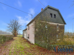 Seitenansicht - Sanierungsbedürftiges Bauernhaus mit großem Grundstück im Außenbereich