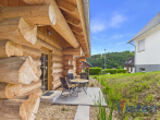 Terrasse in südlicher Ausrichtung - Wo Fuchs und Hase zu Besuch kommen! – Gemütliches Kanadisches Naturstammhaus in Waldrandlage!