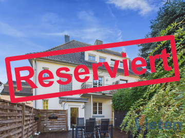 Gemütliche Doppelhaushälfte mit Charme und großem Garten, 53937 Schleiden, Haus