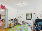 Kinderzimmer II (OG Split-Ebene) - Vermietetes Wohnhaus mit viel Platz und Entwicklungspotenzial