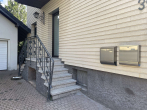 Eingangsbereich - 3-Zimmer-Wohnung im Obergeschoss mit Gartennutzung und Stellplatz – Einbau-/Wandschränke vorhanden
