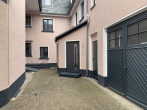 Hauseingang - Wohnen mit Flair… 2-Zimmer-Wohnung mit Dachterrasse