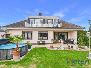 Zuhause mit Weitblick – Zweifamilienhaus mit traumhaftem Eifelblick und geschützter Terrasse, 53937 Schleiden, Zweifamilienhaus