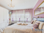 Zimmer (EG) - Zuhause mit Weitblick – Zweifamilienhaus mit traumhaftem Eifelblick und geschützter Terrasse