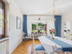 Wohn- & Esszimmer (EG) - Zuhause mit Weitblick – Zweifamilienhaus mit traumhaftem Eifelblick und geschützter Terrasse