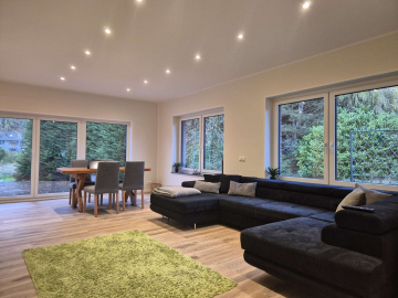 Stilvoller Bungalow mit Terrasse und Garten – ideal für Paare oder Singles, 53937 Schleiden, Erdgeschosswohnung