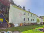 Außenansicht Hs. Nr. 7 - Mehrfamilienhaus-Ensemble mit 8 Wohneinheiten und Sanierungspotenzial