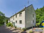 Außenansicht Hs. Nr. 7 - Mehrfamilienhaus-Ensemble mit 8 Wohneinheiten und Sanierungspotenzial