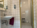 Damentoilette - Arbeiten in verkehrsgünstiger Lage… 250 m² Gewerbefläche warten auf Sie!