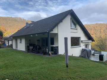 Großzügiges Wohnen mit Weitblick…, 53937 Schleiden, Einfamilienhaus