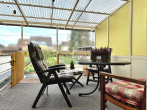 Terrasse mit Blick in den Garten - Gepflegte Doppelhaushälfte auf der Suche nach neuem Eigentümer