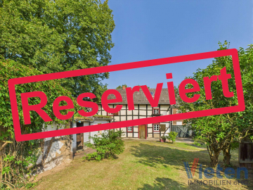 Großes Grundstück mit denkmalgeschütztem Fachwerkhaus möchte wieder zum Leben erweckt werden!, 53909 Zülpich, Einfamilienhaus