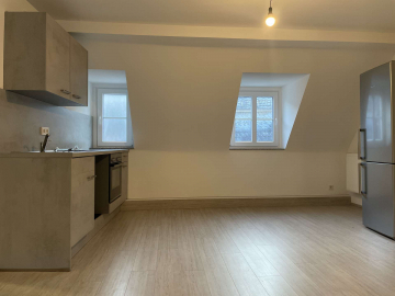 Schicke 3-Zimmer-Wohnung im Zentrum von Hellenthal, 53940 Hellenthal, Dachgeschoss