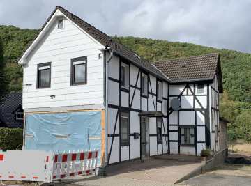 Hier ist handwerkliches Geschick gefragt…, 53937 Schleiden, Haus