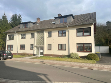 Schön geschnittene Wohnung wartet auf neuen Mieter, 53937 Schleiden, Dachgeschoss